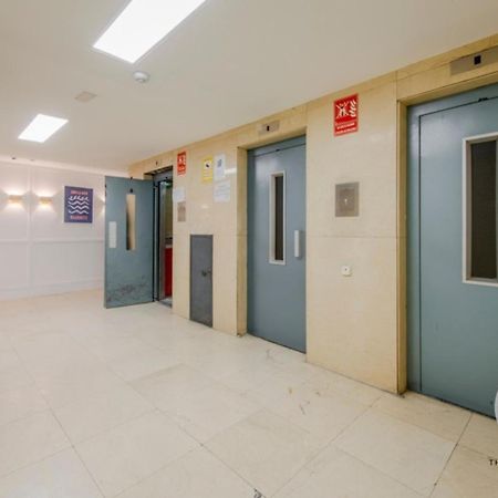 Tu Alojamiento Para 6 En Malasana Ven A San Bernardo 20 Madrid Kültér fotó